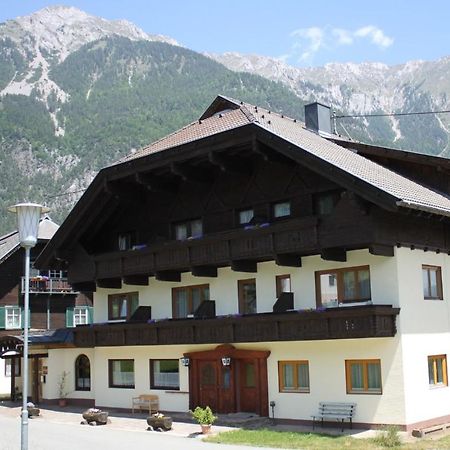 Pension Marienhof Hermagor-Pressegger See Buitenkant foto