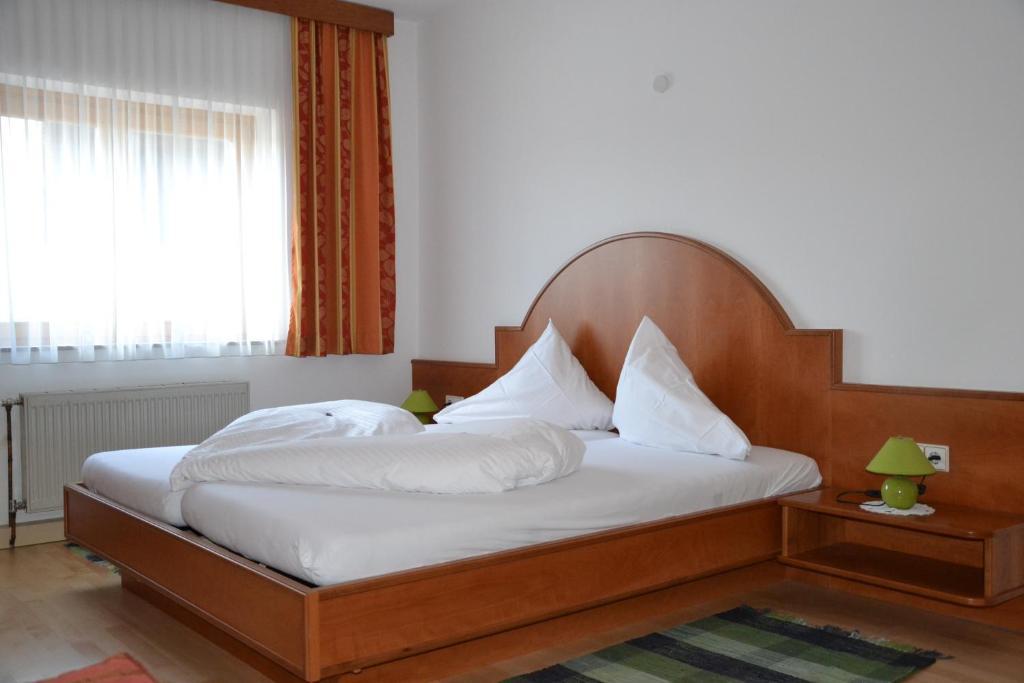 Pension Marienhof Hermagor-Pressegger See Kamer foto