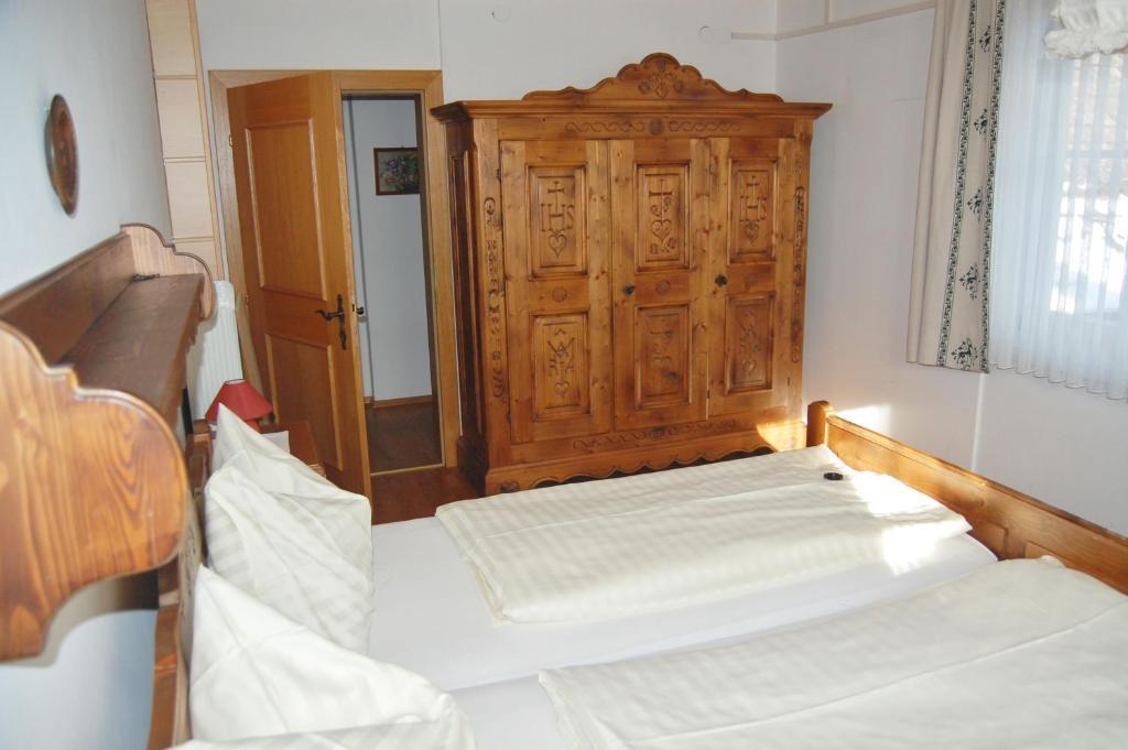 Pension Marienhof Hermagor-Pressegger See Kamer foto
