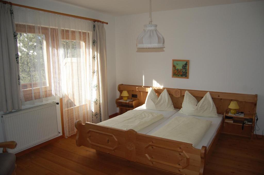 Pension Marienhof Hermagor-Pressegger See Kamer foto